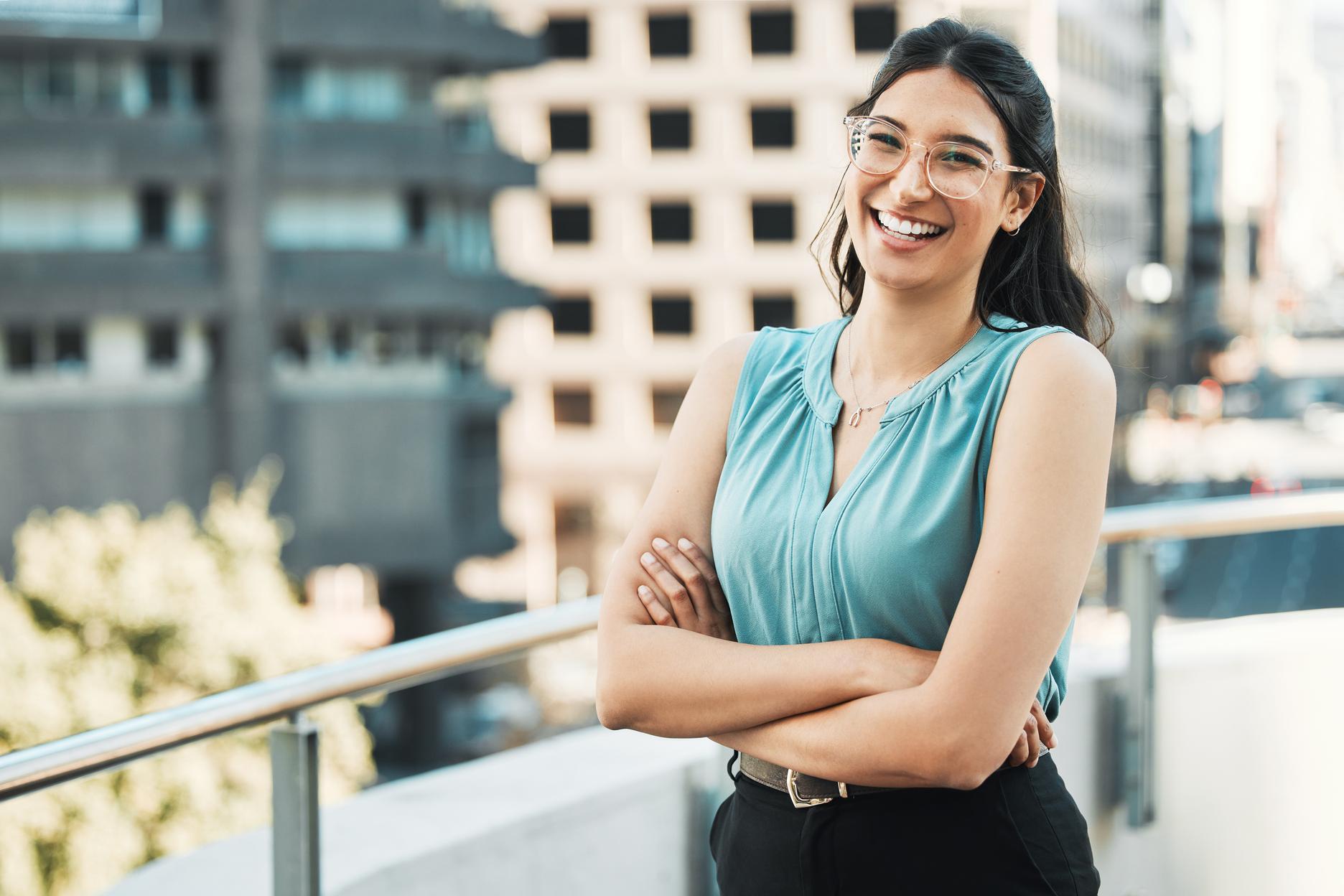 Professional portrait promoting Senna career support